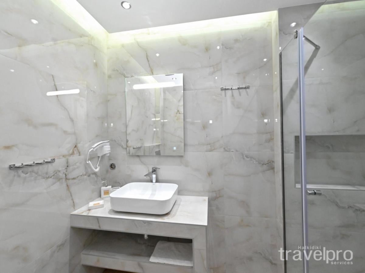 Sabbia Apartments Seafront By Rentalspro Services - Nea Moudania Halkidiki Экстерьер фото