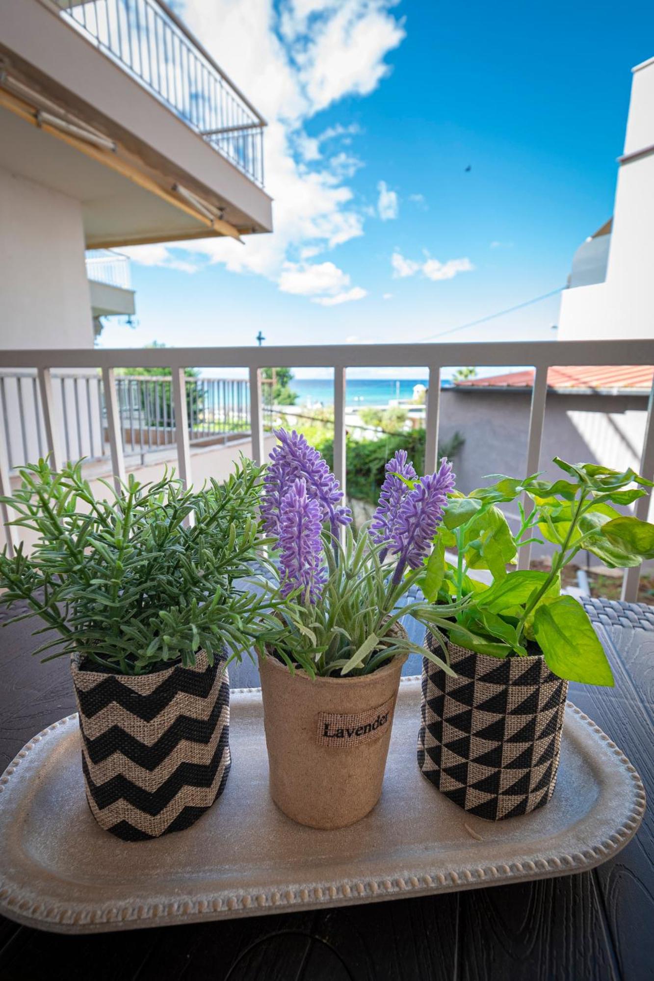 Sabbia Apartments Seafront By Rentalspro Services - Nea Moudania Halkidiki Экстерьер фото